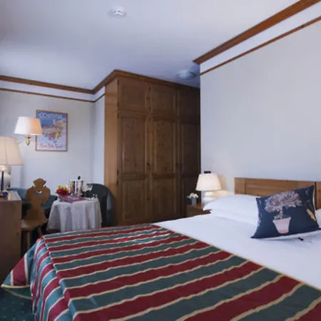 Boutique Blu Hotel 4*