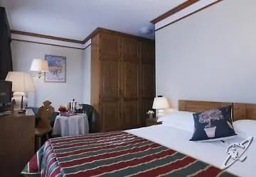 Boutique Blu Hotel 4*