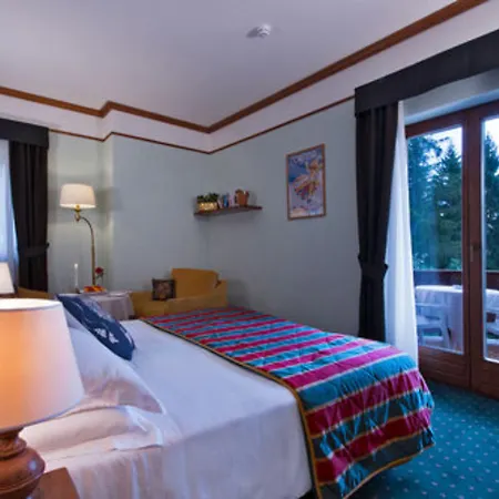 Boutique Blu 4* Κορτίνα Ντ' Αμπέτσο